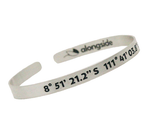 Exclusive Alongside bracelet with the coordinates of the adopted coral